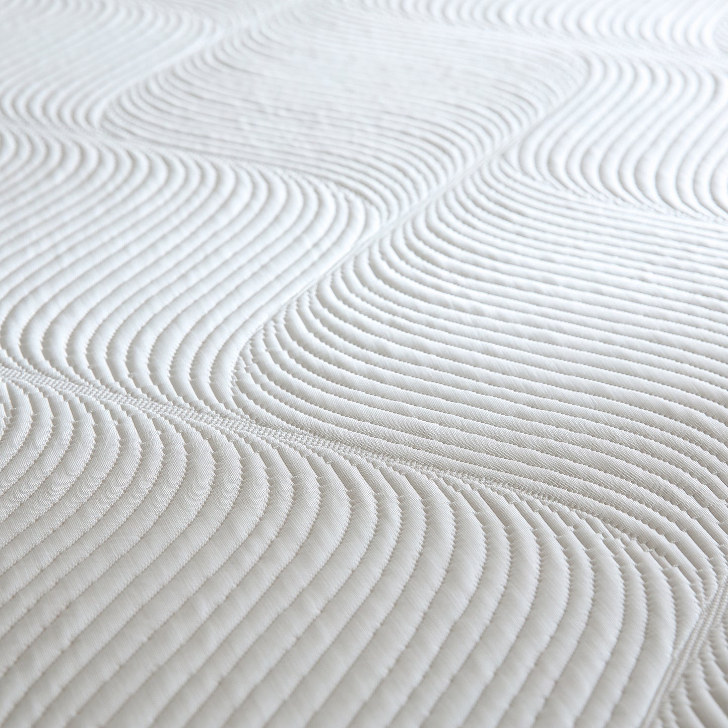 Ultra-Cooling Mattress Protector